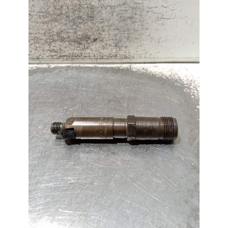 Recambio de inyector para mercedes-benz clase c (w202) berlina referencia OEM IAM 0000100651 KCE27S3 BOSCH