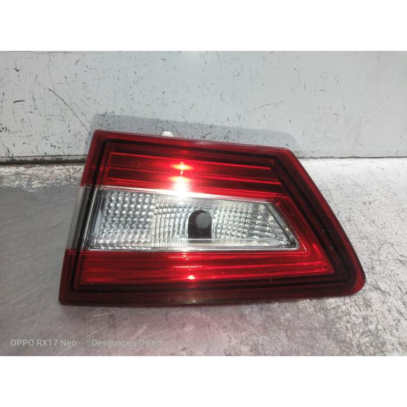 Recambio de piloto trasero derecho interior para renault clio iv 0.9 referencia OEM IAM   