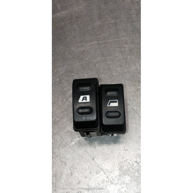 Recambio de mando elevalunas delantero izquierdo para citroen xsara berlina 1.9 td px referencia OEM IAM   