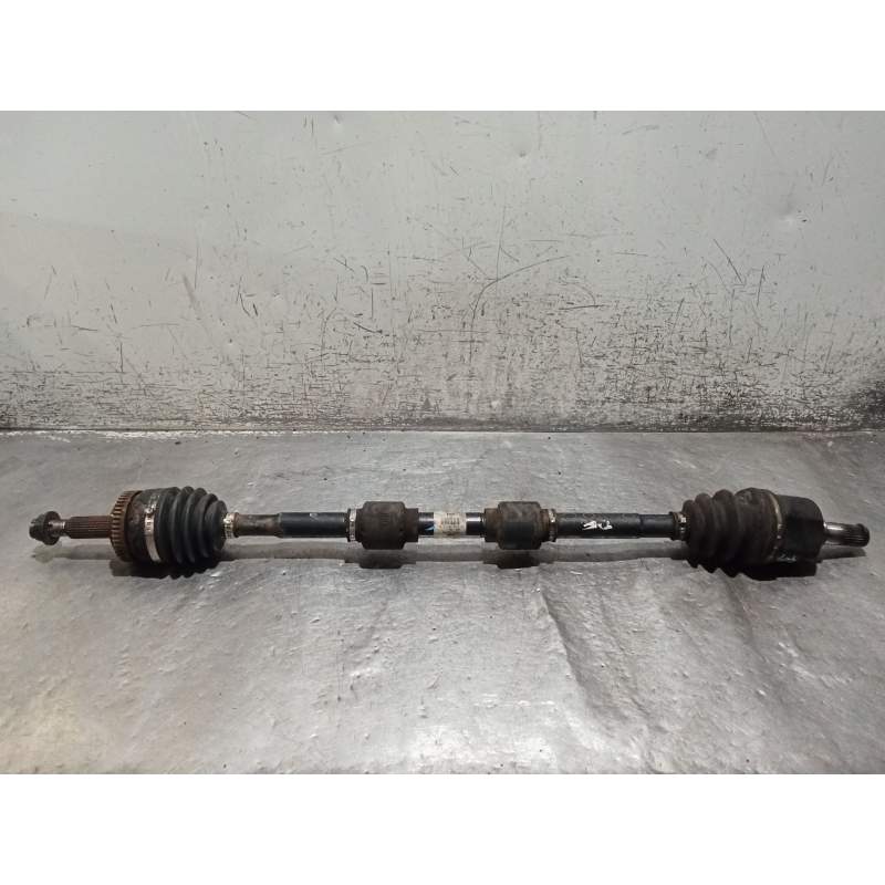 Recambio de transmision delantera derecha para hyundai i40 i (vf) 1.7 crdi referencia OEM IAM 45013Z350 17CRDI 2012