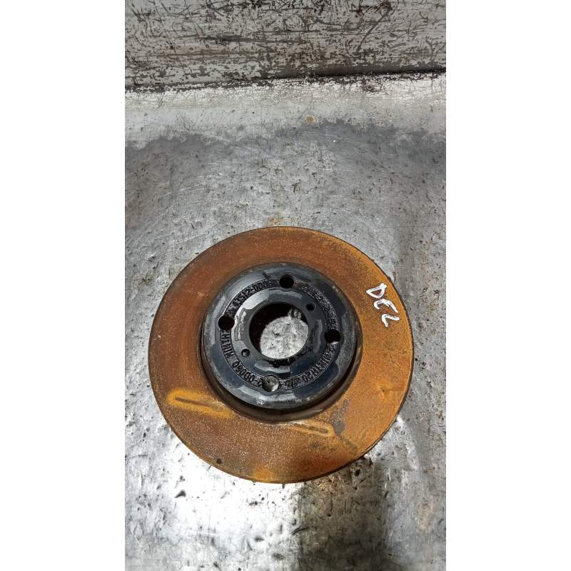 Recambio de disco freno delantero para toyota yaris 1.3 16v cat referencia OEM IAM   