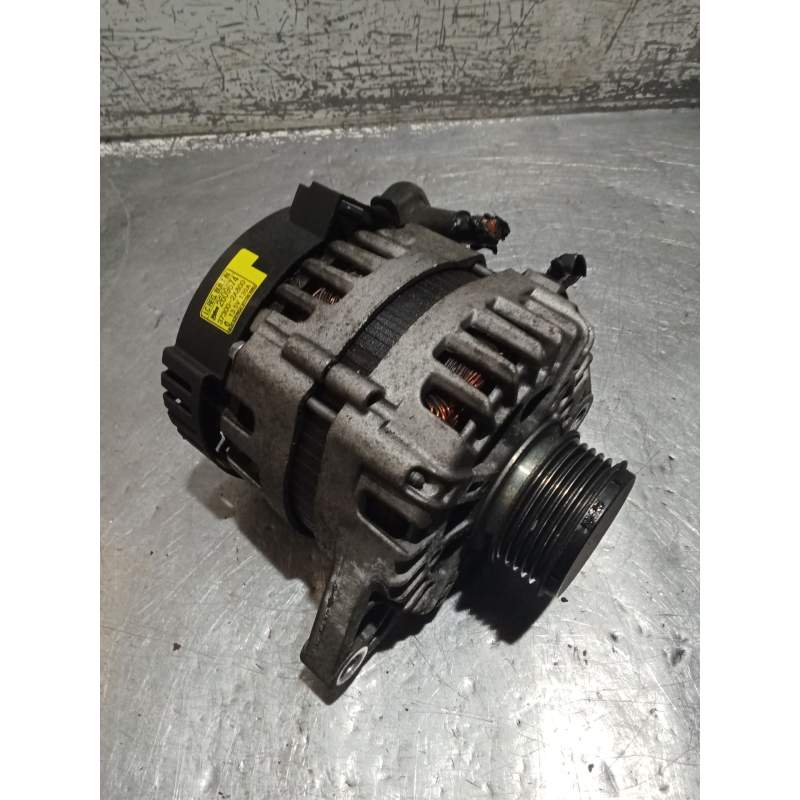 Recambio de alternador para hyundai i40 i (vf) 1.7 crdi referencia OEM IAM 373002A800 2609674 2012