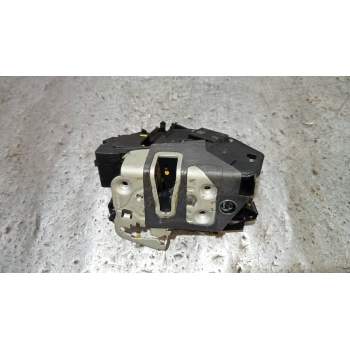 MOTOR CIERRE CENTRALIZADO DELANTERO DERECHO EM2AU21812DD 5P