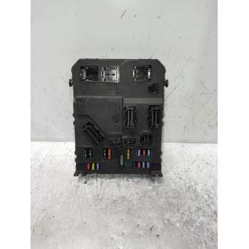 CAJA RELES / FUSIBLES 9657999780 