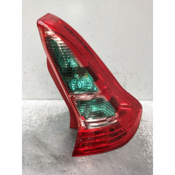 PILOTO TRASERO DERECHO 9646801677 COUPE 2004