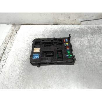 CAJA RELES / FUSIBLES 966405918002 16HDI 2004