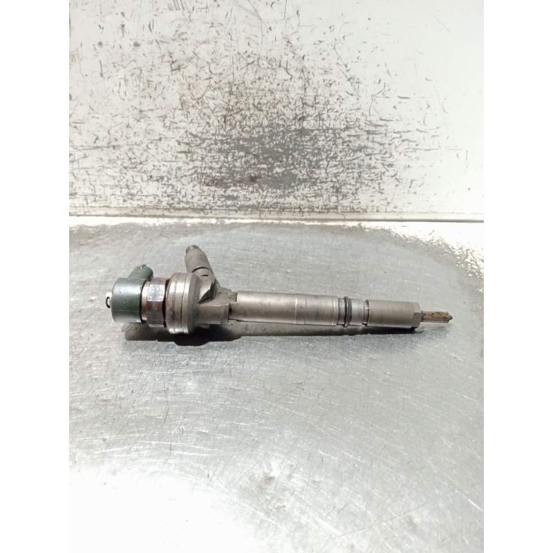 Recambio de inyector para opel astra h gtc (a04) 1.7 cdti (l08) referencia OEM IAM 0445110175 BOSCH 