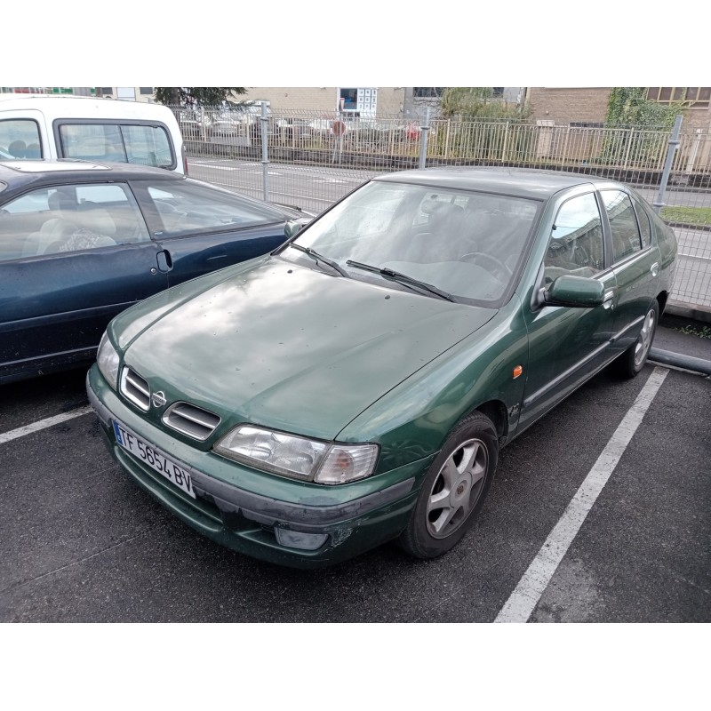 nissan primera berlina (p11) del año 1999