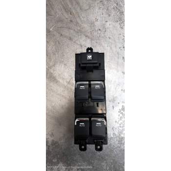 MANDO ELEVALUNAS DELANTERO IZQUIERDO 93570A2200 4C24901000 2012