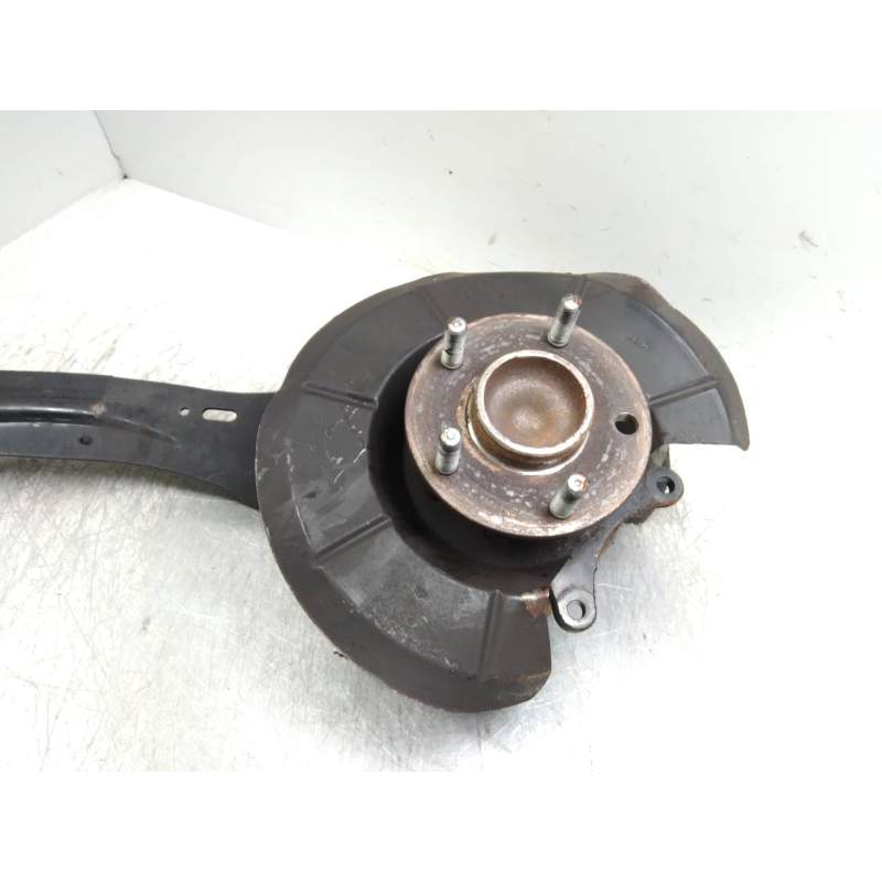 Recambio de mangueta trasera derecha para volvo v50 familiar 2.0 d kinetic referencia OEM IAM  20HDI 2004
