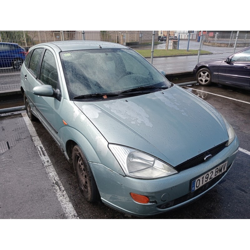 ford focus berlina (cak) del año 2001