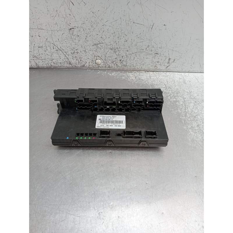 Recambio de caja reles / fusibles para mercedes-benz clk (c209) clk 320 cdi (209.320) referencia OEM IAM 2035453801 5DK00848613 