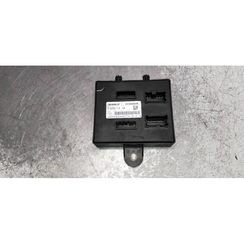 Recambio de modulo electronico para renault clio iv limited referencia OEM IAM 231A08869R EMMT4 