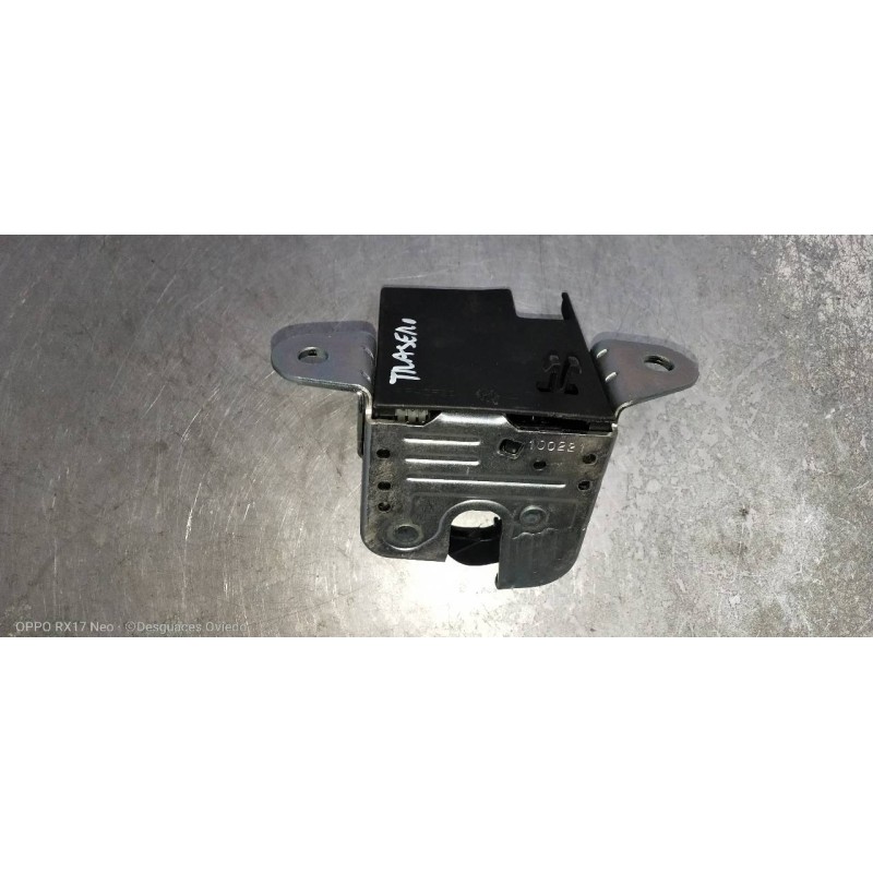 Recambio de motor cierre centralizado porton para seat leon (kl1) style referencia OEM IAM 5FA827505A  