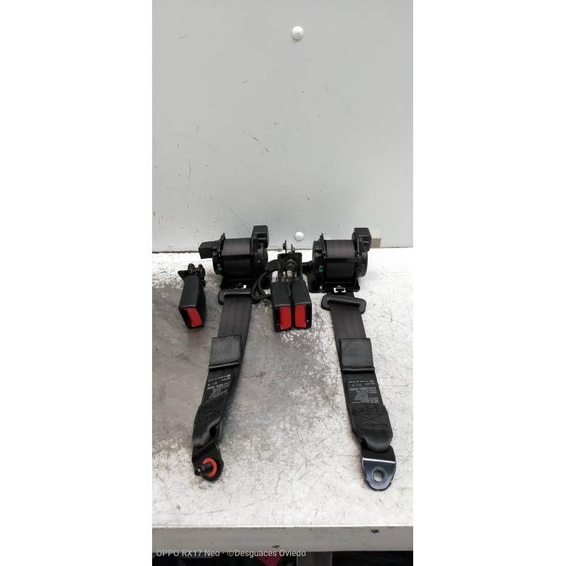 Recambio de juego cinturones trasero para kia cee´d drive referencia OEM IAM  5P 2012