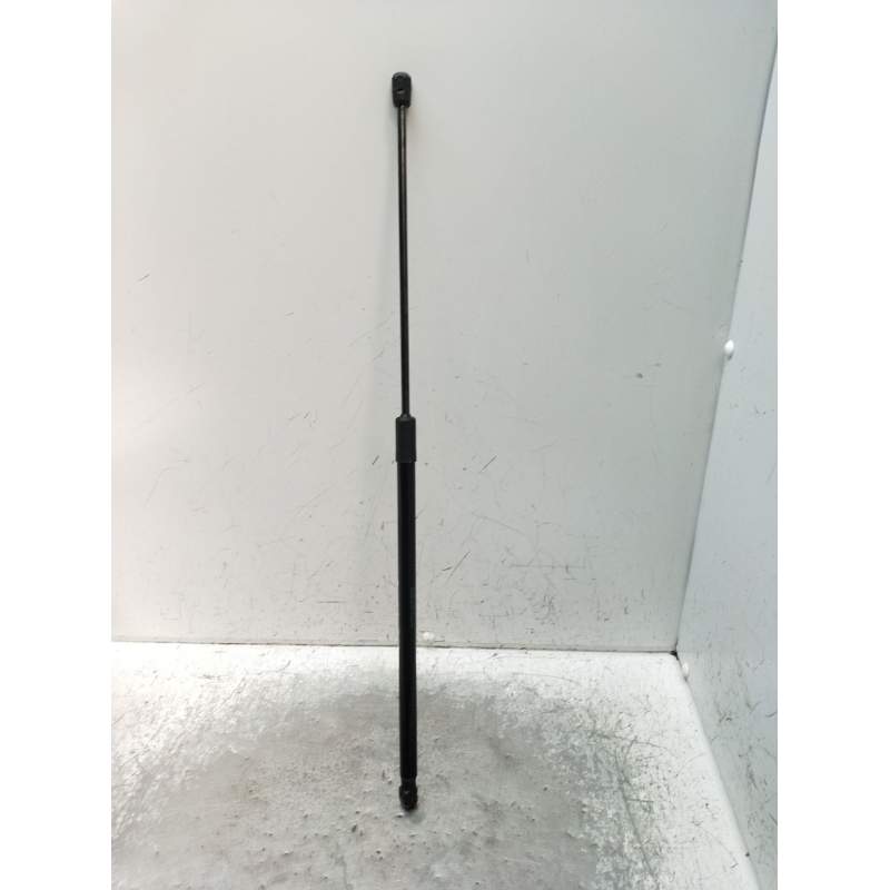 Recambio de amortiguadores capo para audi q3 (f3b) 35 tdi referencia OEM IAM 83A823359B 6355460210N 2024