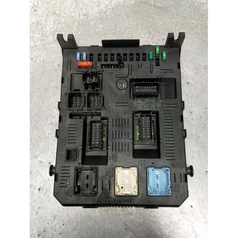 Recambio de caja reles / fusibles para peugeot 407 st sport pack referencia OEM IAM 9663510280 20HDI 2004