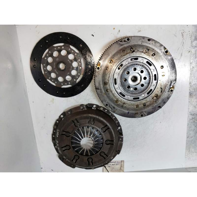 Recambio de kit embrague para audi a6 berlina (4b2) referencia OEM IAM 078141031P  