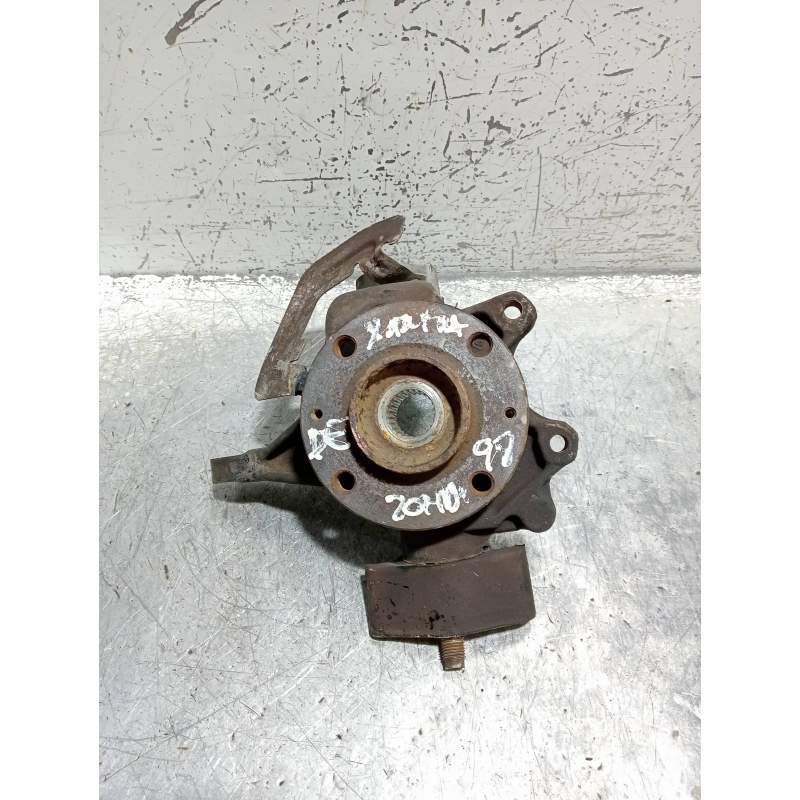 Recambio de mangueta delantera derecha para citroën xantia berlina 1.9 td seduction referencia OEM IAM   