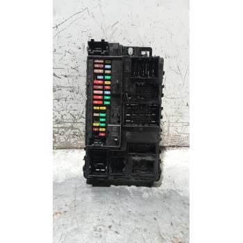 CAJA RELES / FUSIBLES HU5T15604 A2C758701030000 BFE