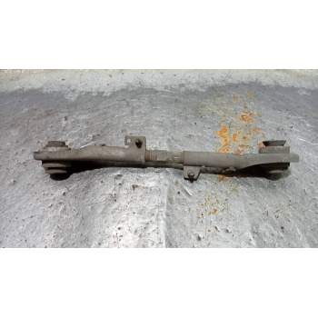 BRAZO SUSPENSION SUPERIOR TRASERO IZQUIERDO ANTERIOR 20HDI 2011