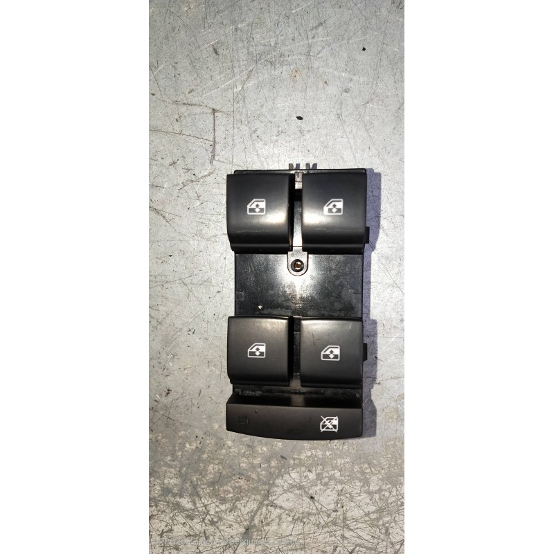 Recambio de mando elevalunas delantero izquierdo para opel zafira (c) referencia OEM IAM 13408458  