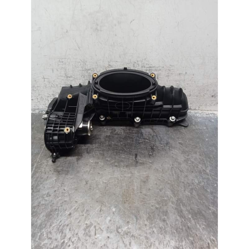 Recambio de colector admision para infiniti q30 2.2 d referencia OEM IAM A6510905737  