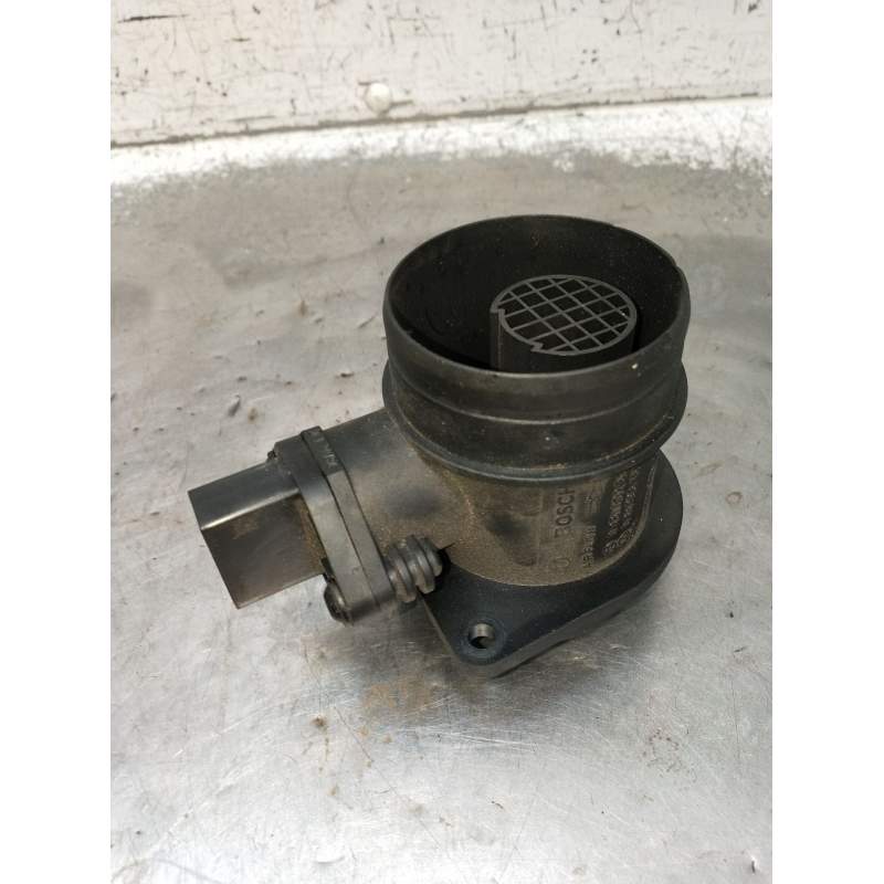 Recambio de caudalimetro para volkswagen polo iv (9n_, 9a_) 1.4 tdi referencia OEM IAM 0281002531 038906461B 2005