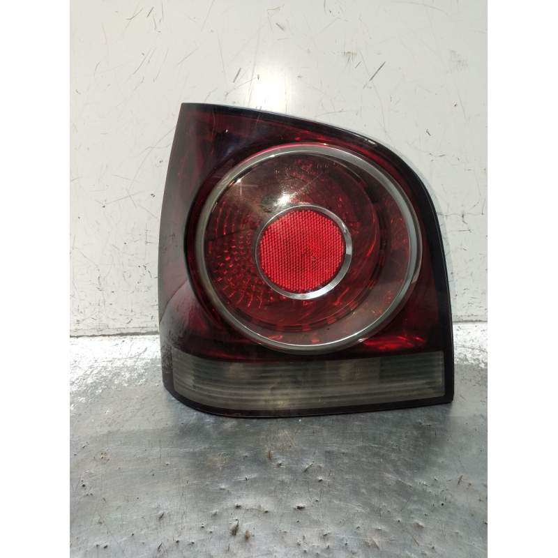 Recambio de piloto trasero izquierdo para volkswagen polo iv (9n_, 9a_) 1.4 tdi referencia OEM IAM   2005
