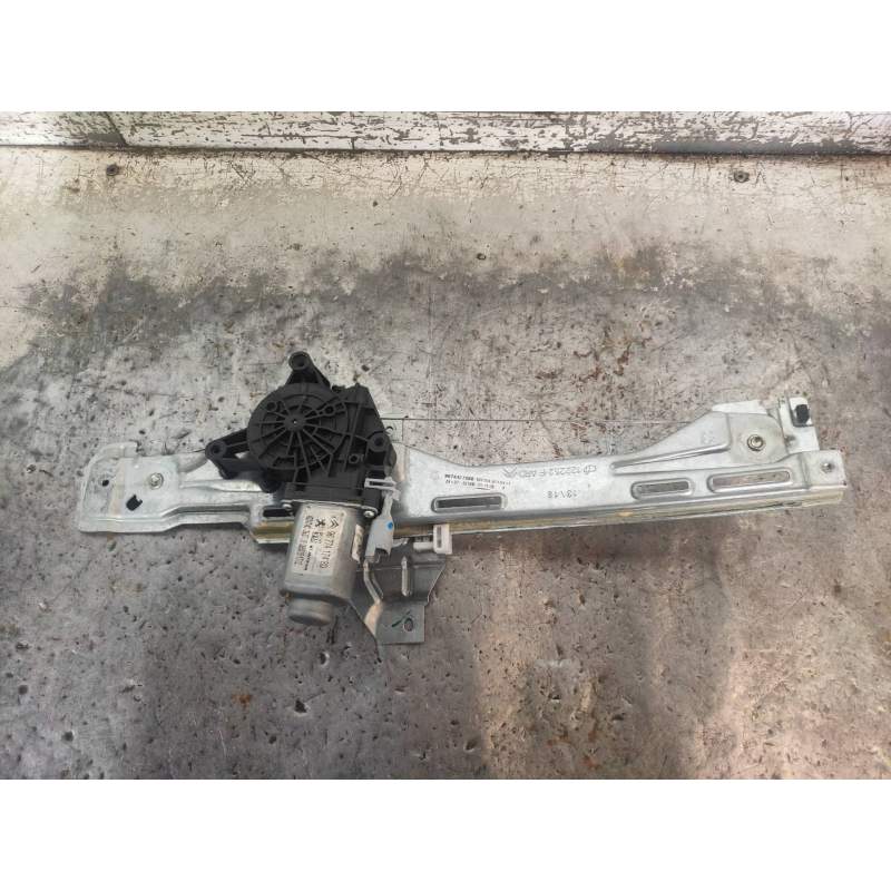 Recambio de elevalunas trasero derecho para citroën c-elysée shine referencia OEM IAM 9674437280 9677417480 