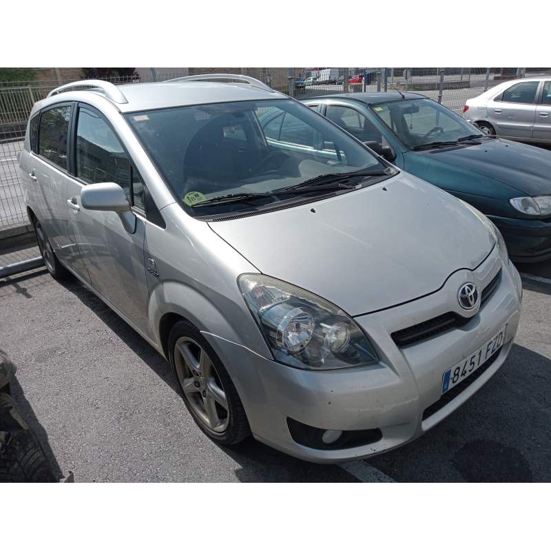 TOYOTA COROLLA VERSO (R1)