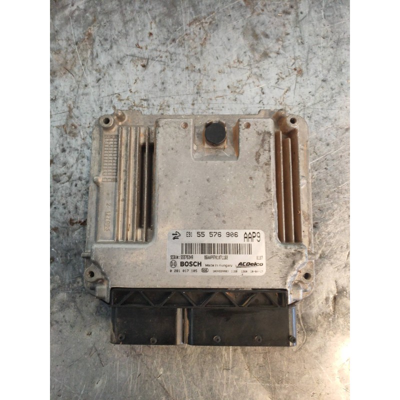 Recambio de centralita motor uce para opel insignia berlina cosmo referencia OEM IAM 0281017105 55576906 BOSCH