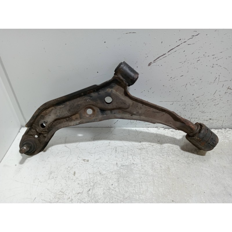 Recambio de brazo suspension inferior delantero izquierdo para nissan almera (n15) competence (1998) referencia OEM IAM   