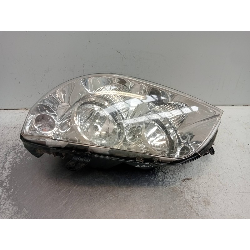 Recambio de faro izquierdo para fiat punto berlina (188) 1.2 cat referencia OEM IAM   