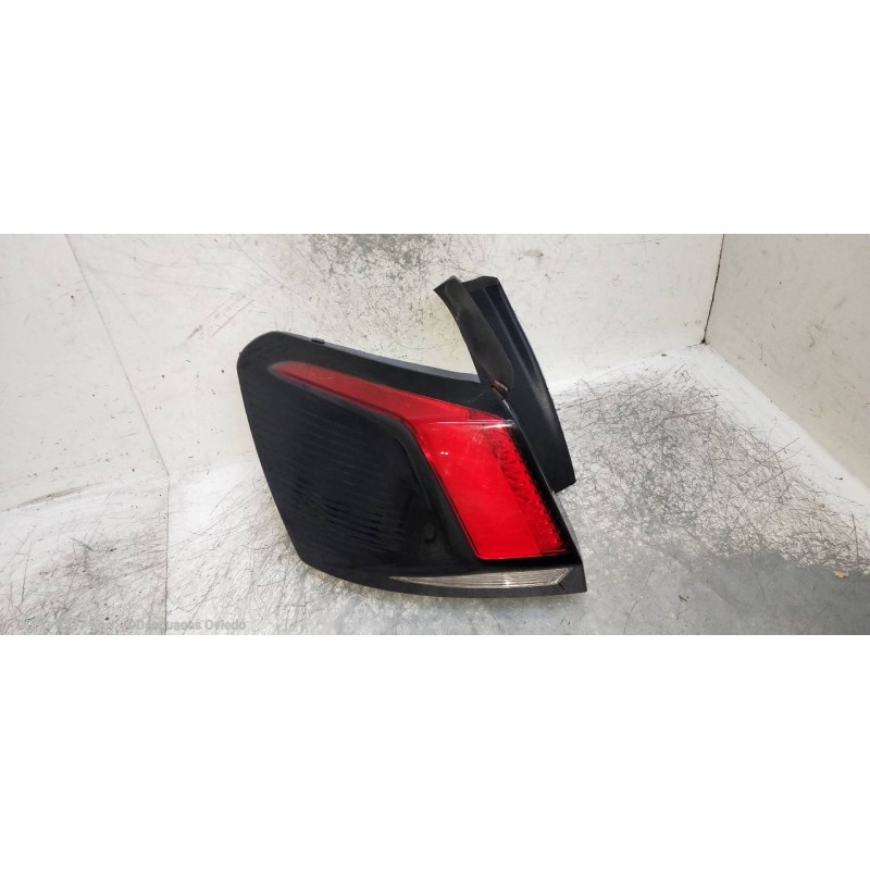 Recambio de piloto trasero izquierdo para peugeot 3008 gt line referencia OEM IAM 9810477180 81550101 