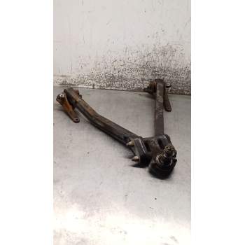 BRAZO SUSPENSION INFERIOR TRASERO DERECHO TRASERO CENTRAL 25TD 1998