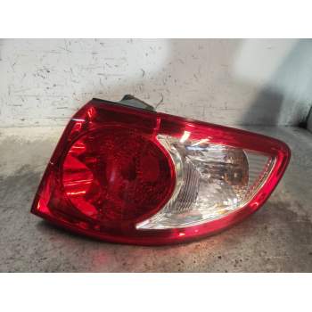 PILOTO TRASERO DERECHO 924022B000 