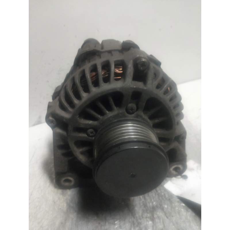 Recambio de alternador para renault clio ii symbol 1.5 dci expression referencia OEM IAM 820037363 15DCI 2005