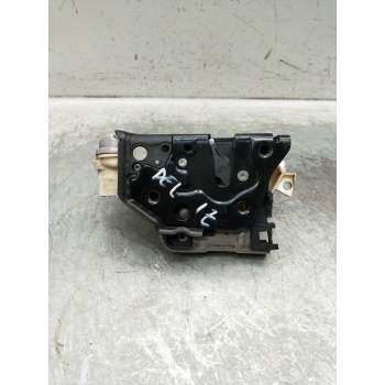 MOTOR CIERRE CENTRALIZADO DELANTERO IZQUIERDO 8j1837015a 5p 2010