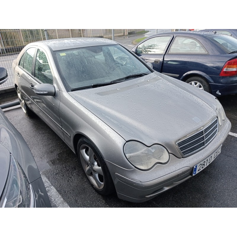 mercedes clase c (w203) berlina del año 2003