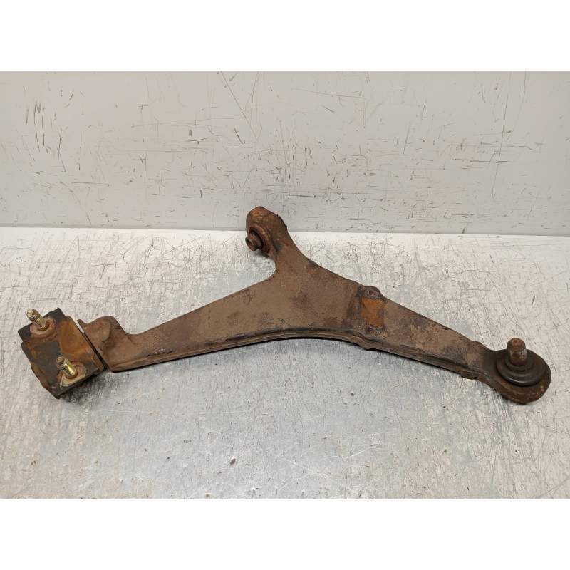 Recambio de brazo suspension inferior delantero derecho para citroën ax 1.5d armonia referencia OEM IAM   