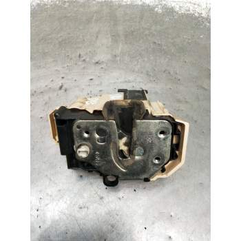 MOTOR CIERRE CENTRALIZADO TRASERO DERECHO 520184680 5P 2012