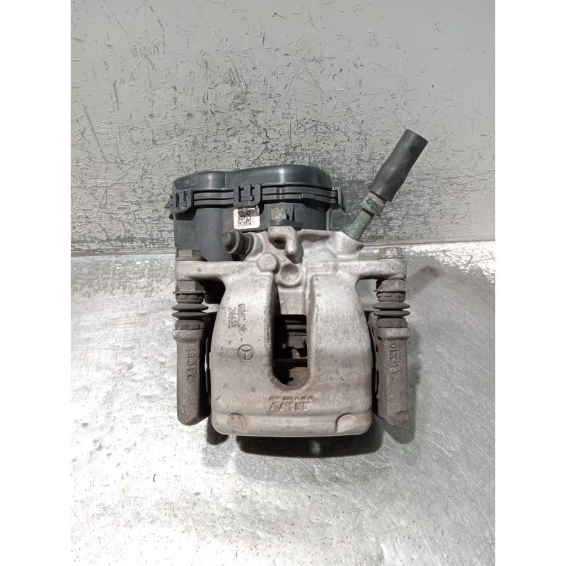 Recambio de pinza freno trasera izquierda para infiniti q30 2.2 d referencia OEM IAM A2464232398  