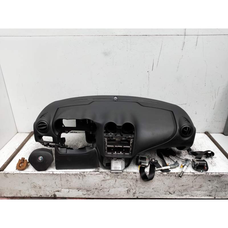 Recambio de kit airbag para alfa romeo mito (145) referencia OEM IAM 50508413  2008