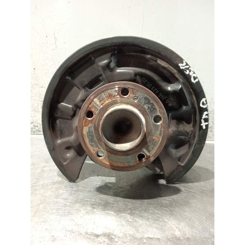 Recambio de mangueta trasera derecha para infiniti q30 2.2 d referencia OEM IAM 2460406 A2464230520 