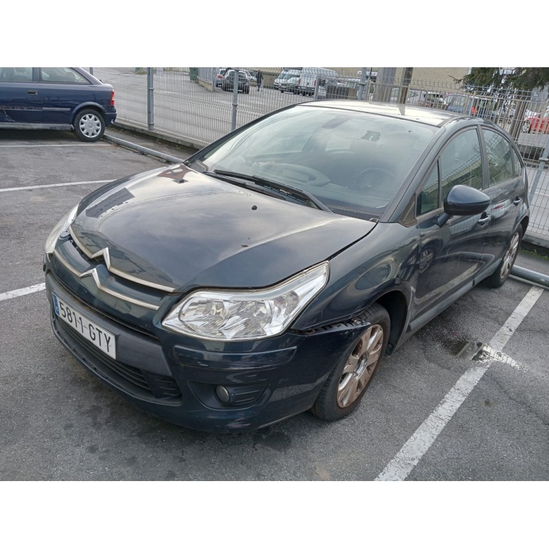 citroen c4 berlina del año 2010