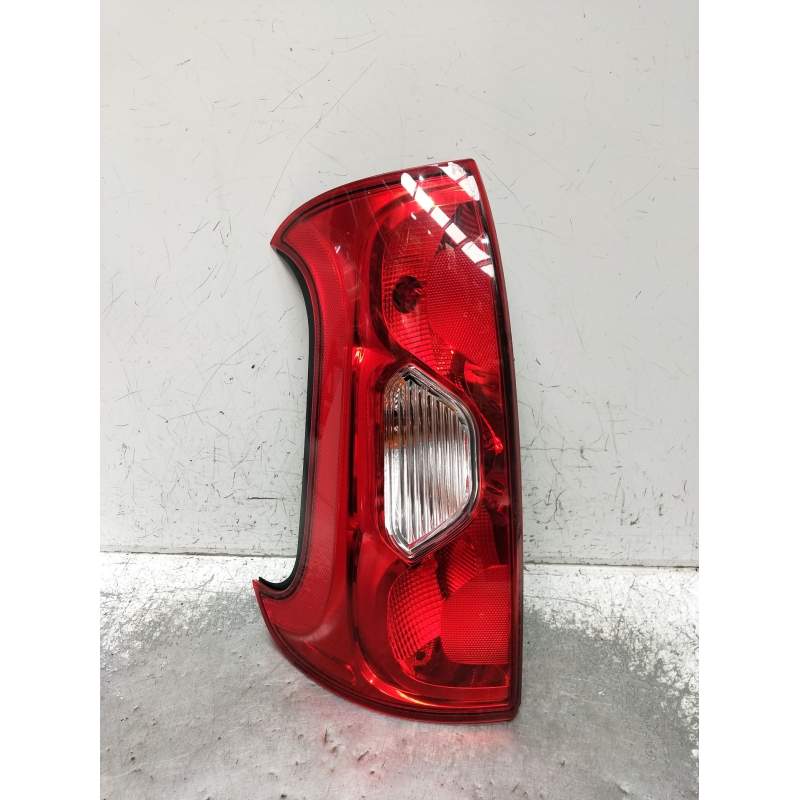 Recambio de piloto trasero izquierdo para fiat panda (312_, 319_) 1.2 (312pxa1a) referencia OEM IAM   2012