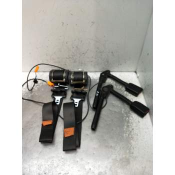 JUEGO CINTURONES DELANTERO 3P 2002