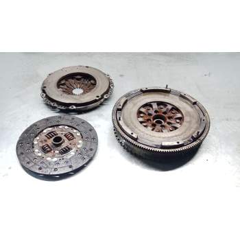 KIT EMBRAGUE 326013210 314CDI 2018