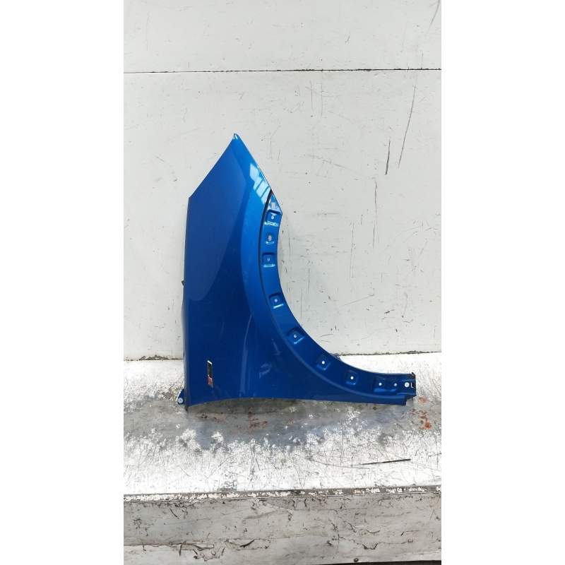 Recambio de aleta delantera derecha para ford puma referencia OEM IAM   2019